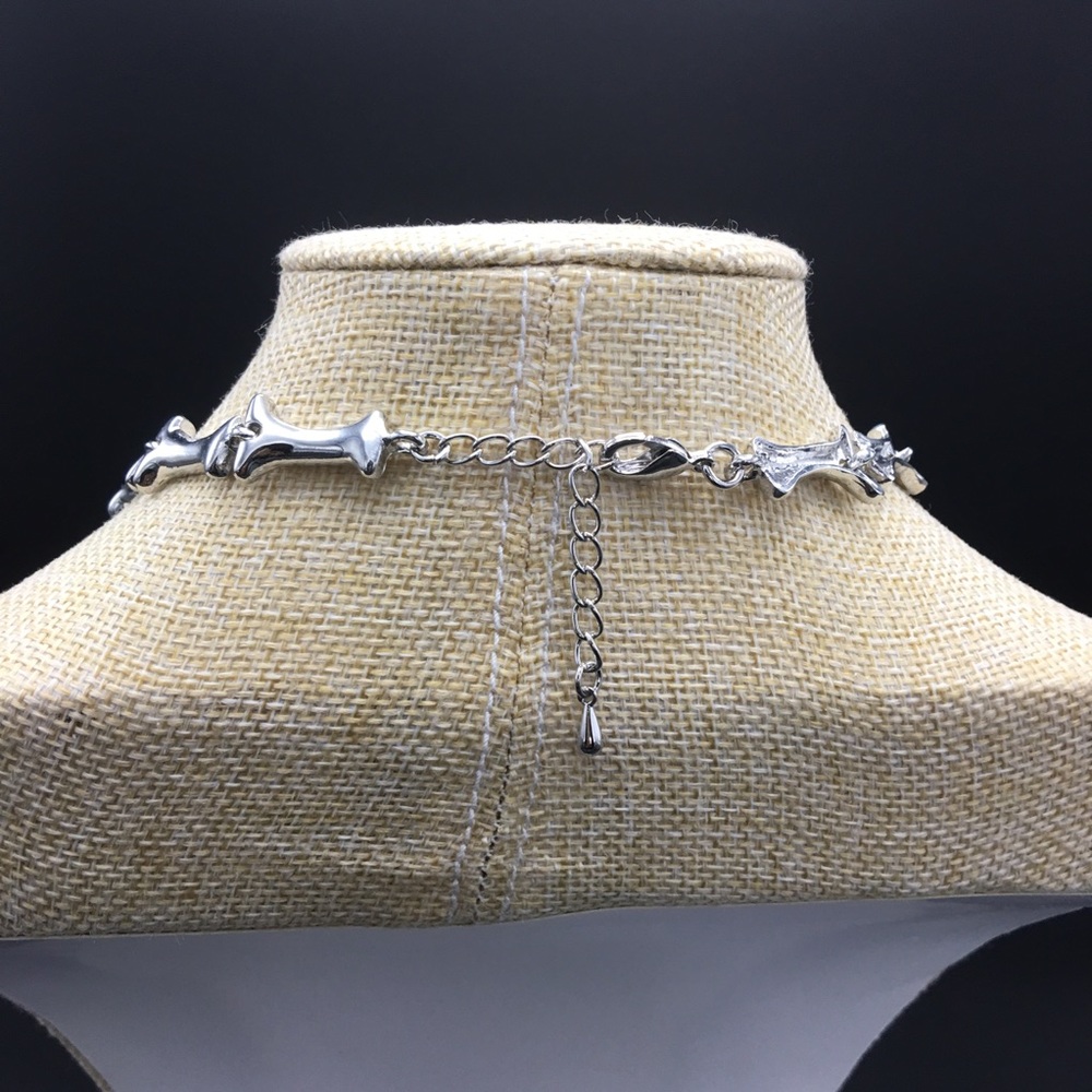 ๐ Silver Bamboo And Rhinestone Panda Necklace - Picture 6 of 6
